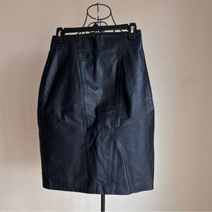 Vintage Wilson’s Leather Black Pencil Skirt Size 8